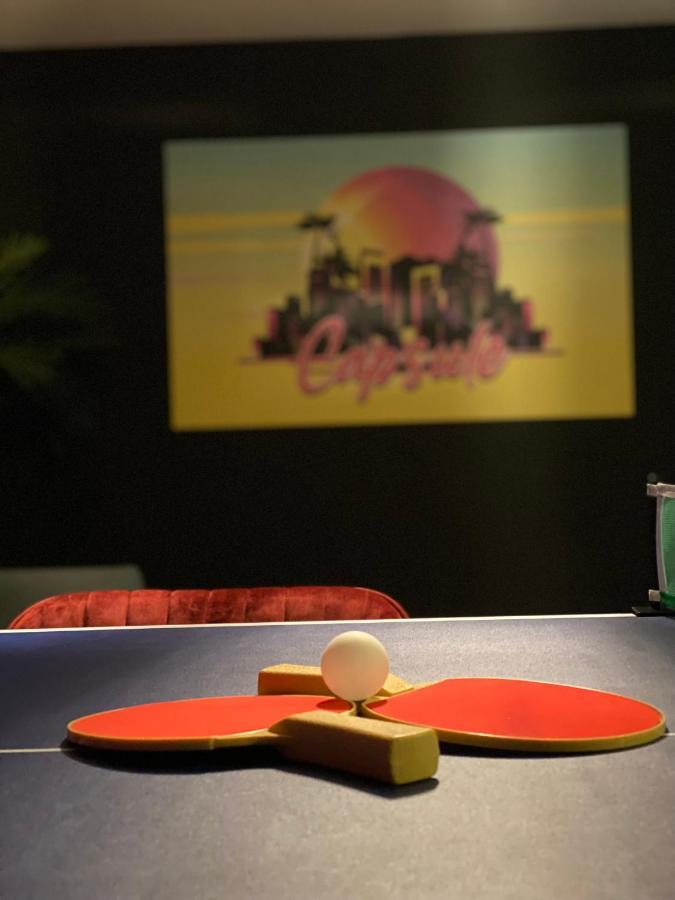 Capsule Miami Vice - Jacuzzi - Billard - Ecran Cinema & Netflix - Ping-Pong - Nintendo & Jeux- Льєвен Екстер'єр фото
